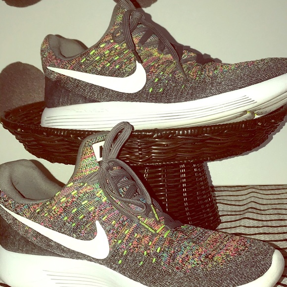 nike lunarepic low flyknit 2 women's